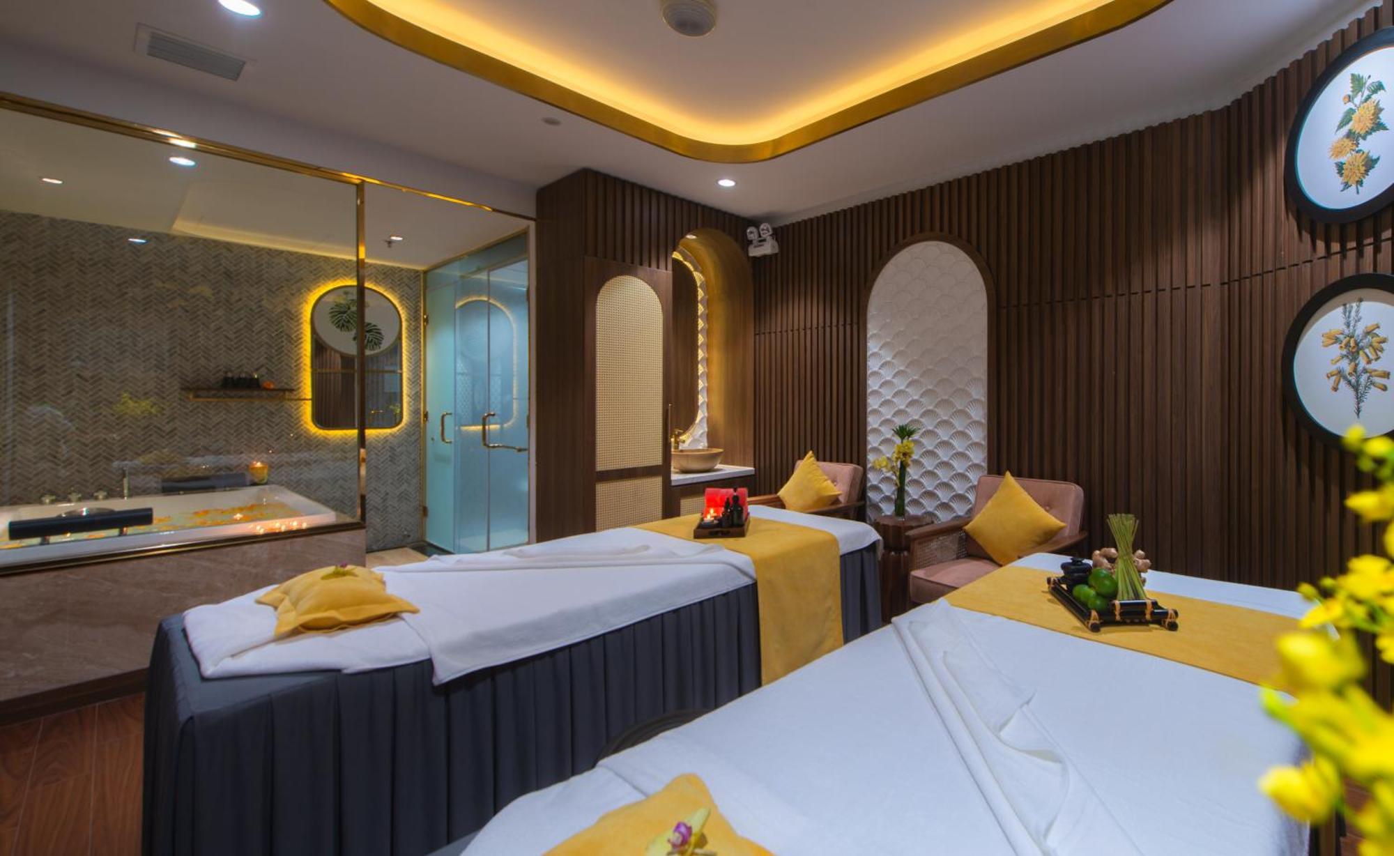 Grand Tourane Nha Trang Hotel Exterior foto