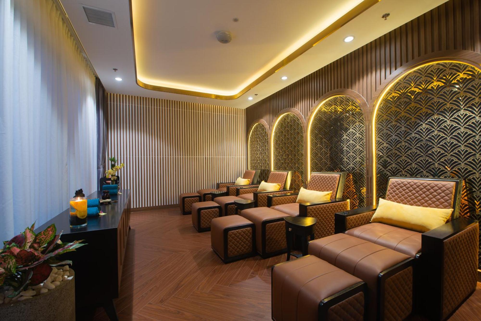Grand Tourane Nha Trang Hotel Exterior foto