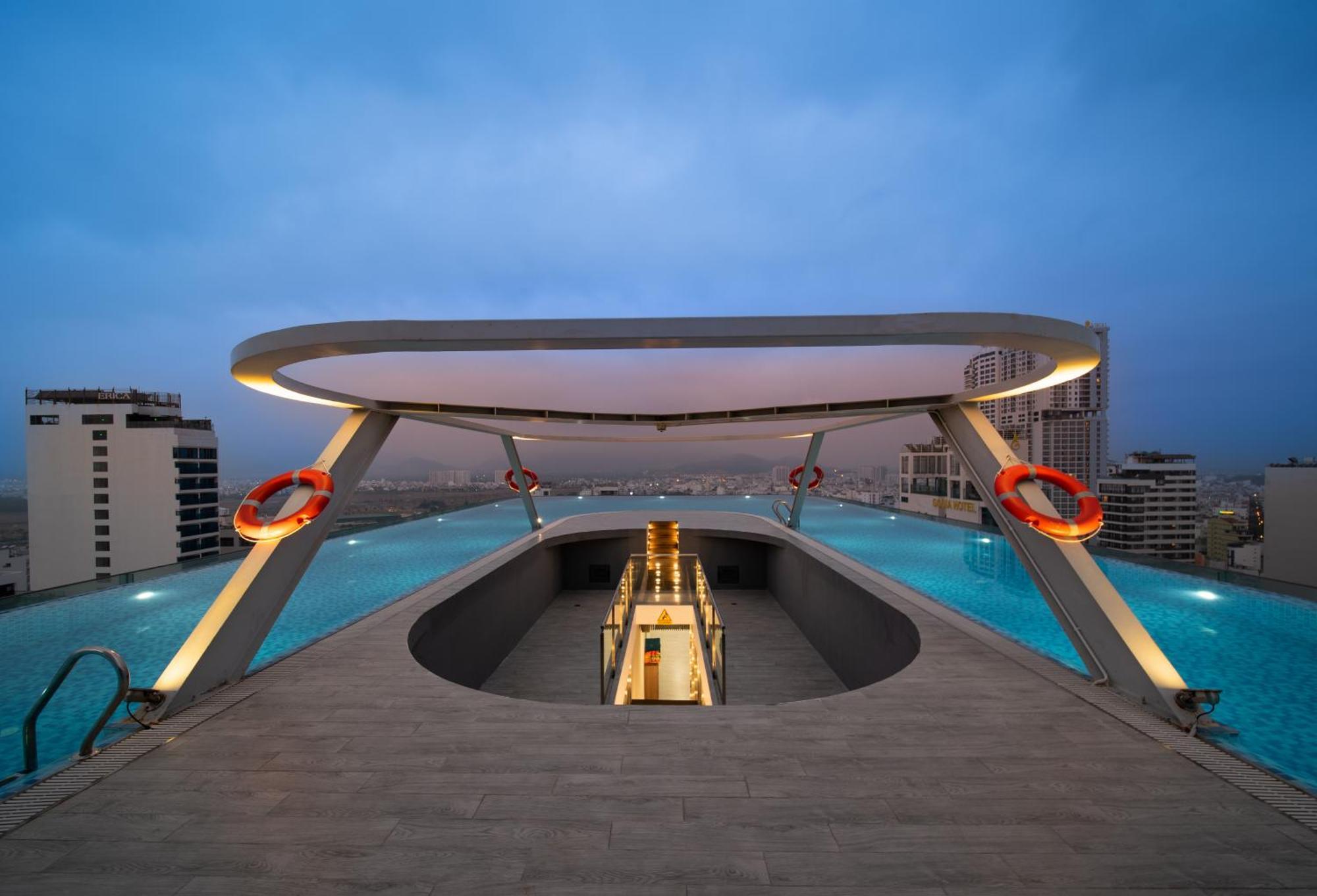 Grand Tourane Nha Trang Hotel Exterior foto